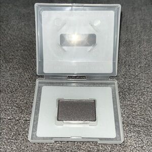 Mary Kay Mineral Eye Color Silver Satin Eyeshadow